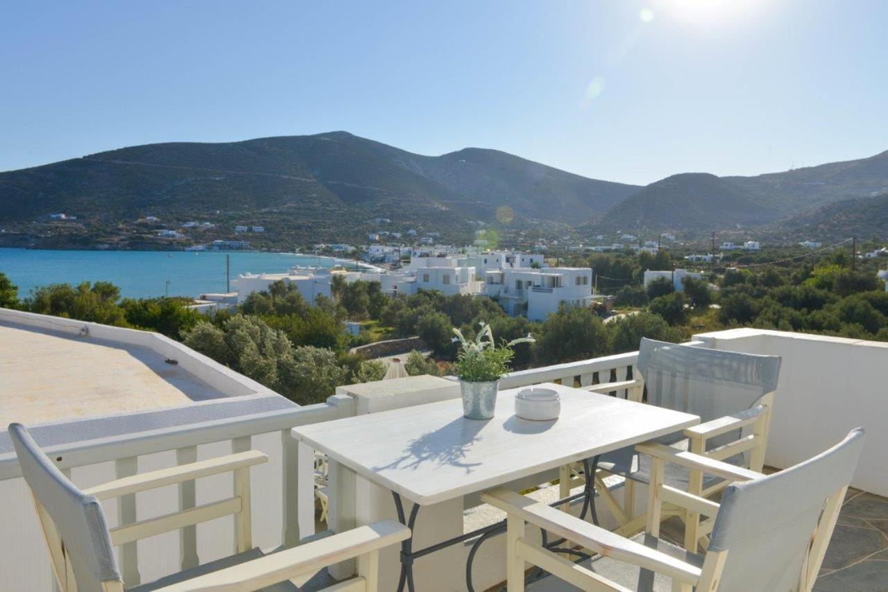 Nefeli'S Guesthouse In Platys Gialos Sifnos Platis Gialos  Exterior photo