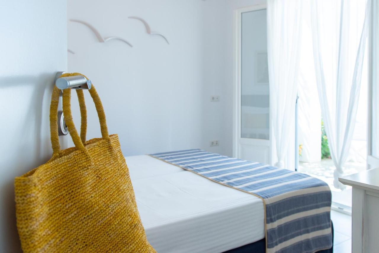 Nefeli'S Guesthouse In Platys Gialos Sifnos Platis Gialos  Exterior photo